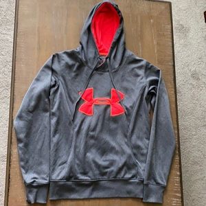 Under Armour Sweatshirt